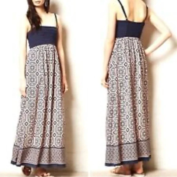 Lilka navy blue medallion print maxi dress - Picture 2 of 10